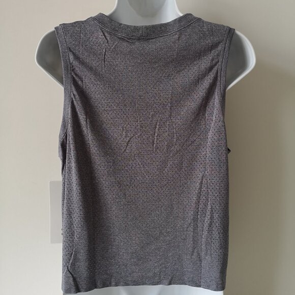 NWT LULULEMON SEAWHEEZE Grey LTWT Swiftly Breathe Crop Tank Top Size 10, 12 - Picture 6 of 10